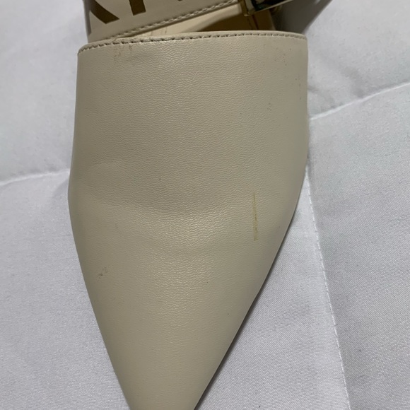 NWOT DKNY slides - Picture 4 of 5